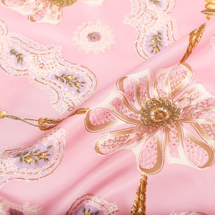Toppkläder silkesjalar Top Grade Silk Scarves