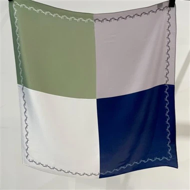 Satin halsduk för hårkvinnor